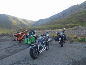 on fait respirer les BigTwin dans les Pyrénées pour ce voyage Harley